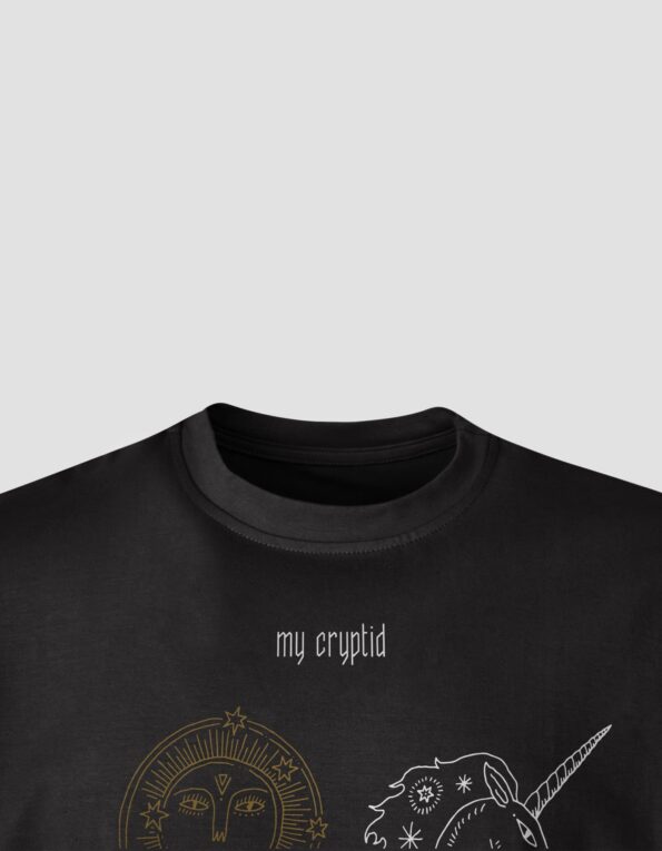 Oversize футболка “Mystic Unicorn” чорного кольору